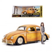 1:24 Scale Diecast - Hollywood Rides - Transformers - VW Beetle w/ Charlie Figure