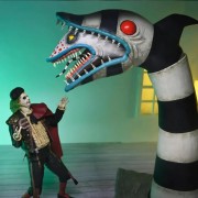 Beetlejuice Beetlejuice 7" Scale Figures - Ultimate "Matador" Beetlejuice & Sandworm 2-Pack