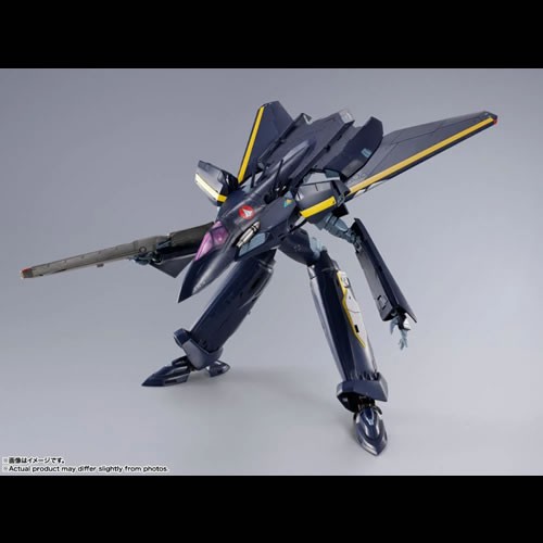 DX Chogokin Figures - Macross 7 - VF-17S Nightmare Stealth Valkyrie (Gamlin Kizaki Use)
