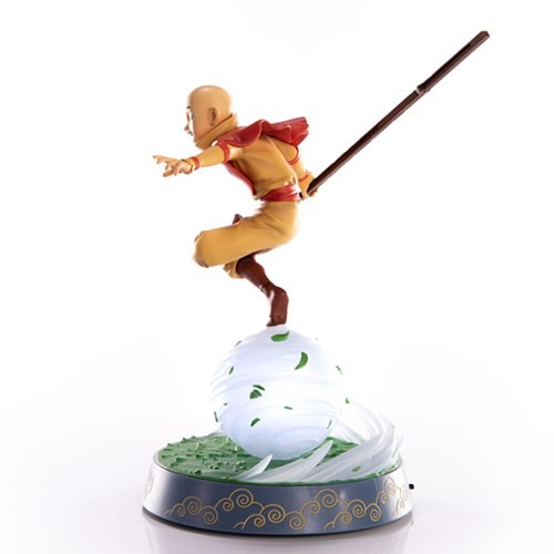 Avatar: The Last Airbender Statues - Aang (Collector's Edition)