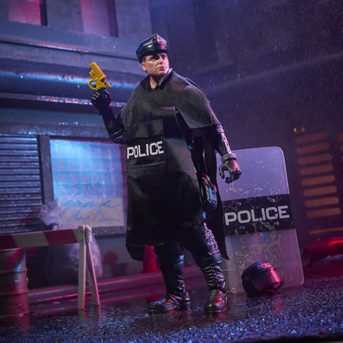 G.I. Joe Figures - 6" Classified Series - Legacy Collection - Action Joe Police (ESU) - 5L00