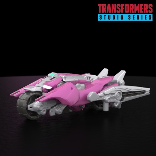 Transformers Gen Figures - Studio Series - Transformers: One - Deluxe Class - Elita-1 - 5X00