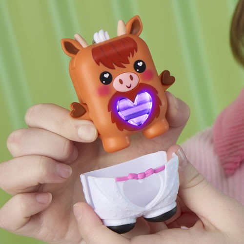 Nano-mals - Cowbert The Highland Cow