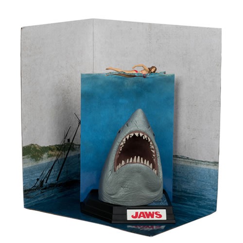 Movie Maniacs Figures - Jaws (50th Anniversary) - 6" Jaws (Posed Figure)