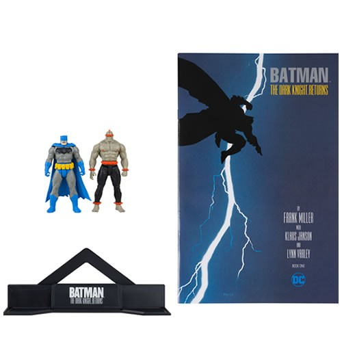 Page Punchers 3" Scale Figure w/ Comic - DC - Batman & Mutant Leader (The Dark Knight Returns)