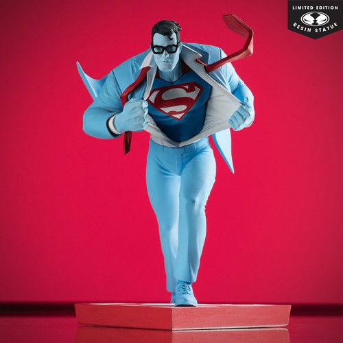 Superman Red And Blue Statues - 1/10 Scale Superman By Clayton Henry (Resin)
