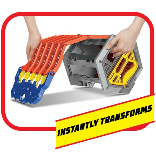 1:64 Scale Diecast - Hot Wheels - Roll Out Raceway Track Set