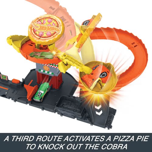 1:64 Scale Diecast - Hot Wheels City - Pizza Slam Cobra Attack
