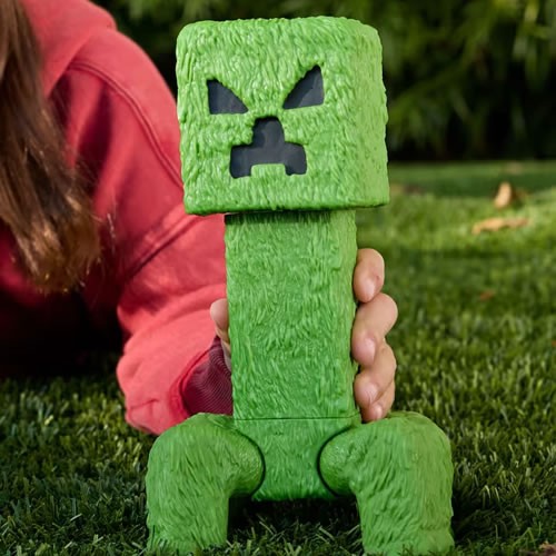 A Minecraft Movie Figures - 12" Creeper Large Scale Figure