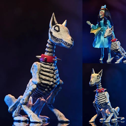 Retro Clothed Action Figures - The Beauty Of Horror - 6" Ghouliana w/ Poppet Her Undead Dog