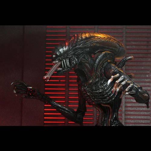 Alien: Romulus 7" Scale Figures - Ultimate Scorched Xenomorph