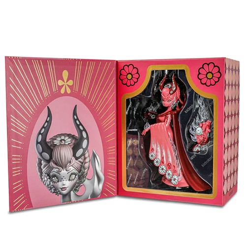 Vinyl Art Figures - Junko Mizuno - 8" Witch Queen (Blood Red Edition)