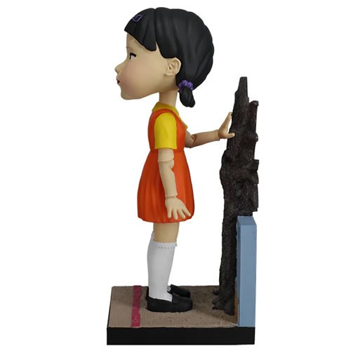 Bobbleheads Figures - Squid Game - 10" Young-Hee Doll