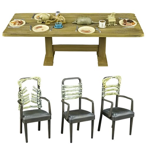 The Texas Chainsaw Massacre (1974) Playsets - 5" Scale Dinner Scene w/ Grampa and Sally Figures